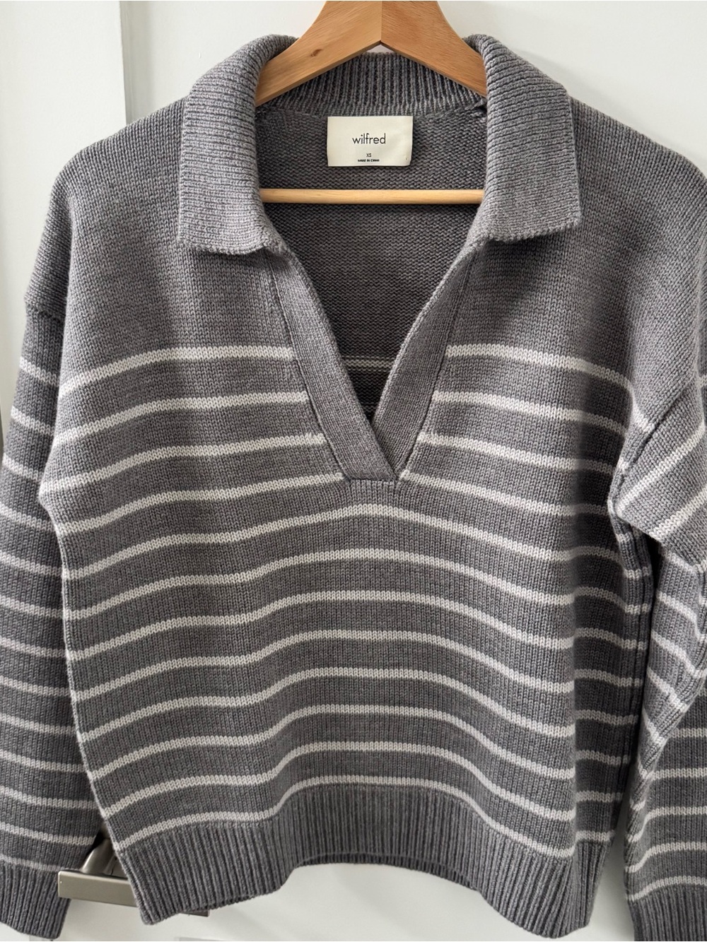 Aritzia Wilfred Clara Merino Wool Sweater Polo Pullover Grey Stripe Size XS